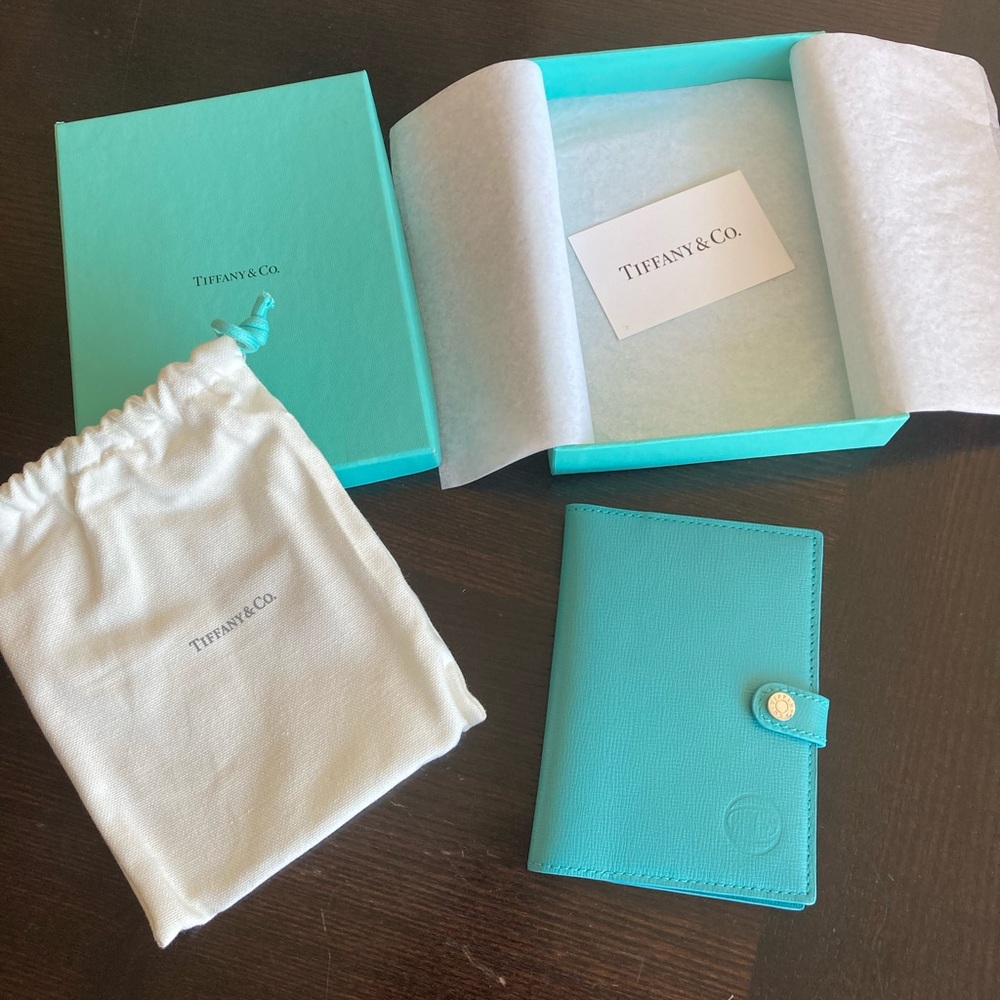 Tiffany & Co leather wallet / passport cover